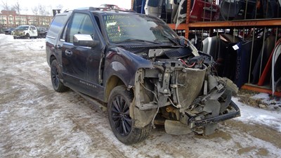 J24015, 15 Navigator, 3.5L.jpg