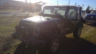 J25144, 17 Wrangler, 3.6L.jpg