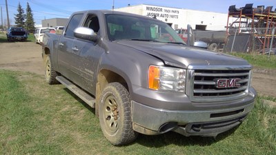 J26061, 13 Sierra1500, 4.8L.jpg