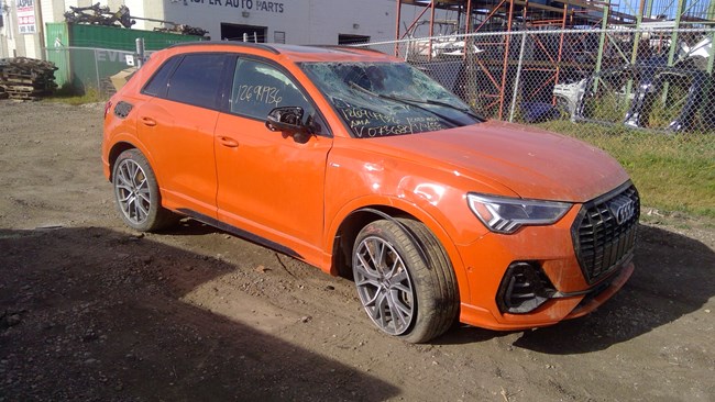 J26112, 20 Audi Q3, 2.0L Turbo.jpg